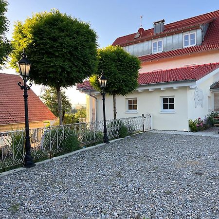 Cafe Canape, Wohlfuehlen Im Schoenen Hof Zwischen Ravensburg & Bodensee Dış mekan fotoğraf