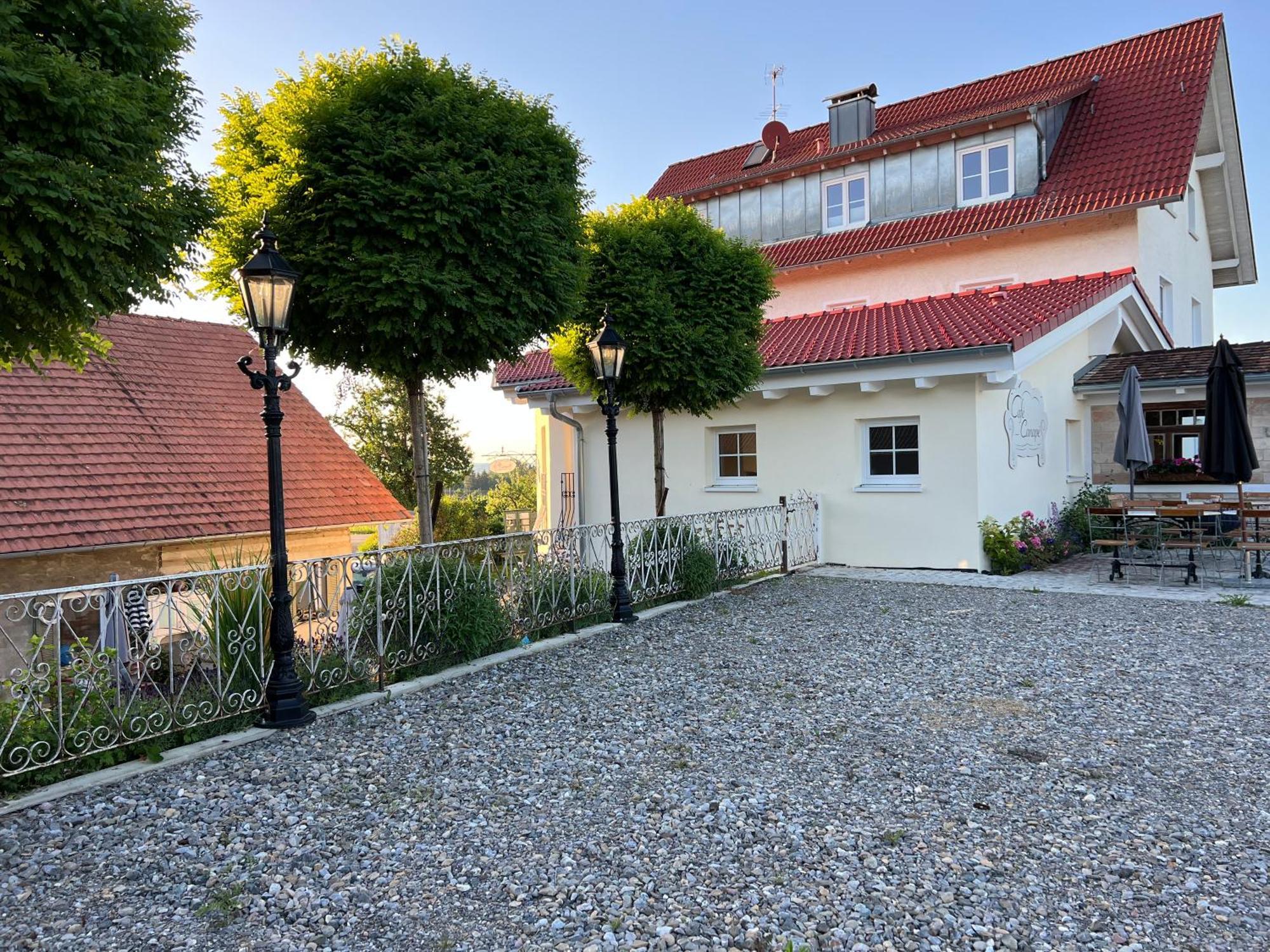 Cafe Canape, Wohlfuehlen Im Schoenen Hof Zwischen Ravensburg & Bodensee Dış mekan fotoğraf